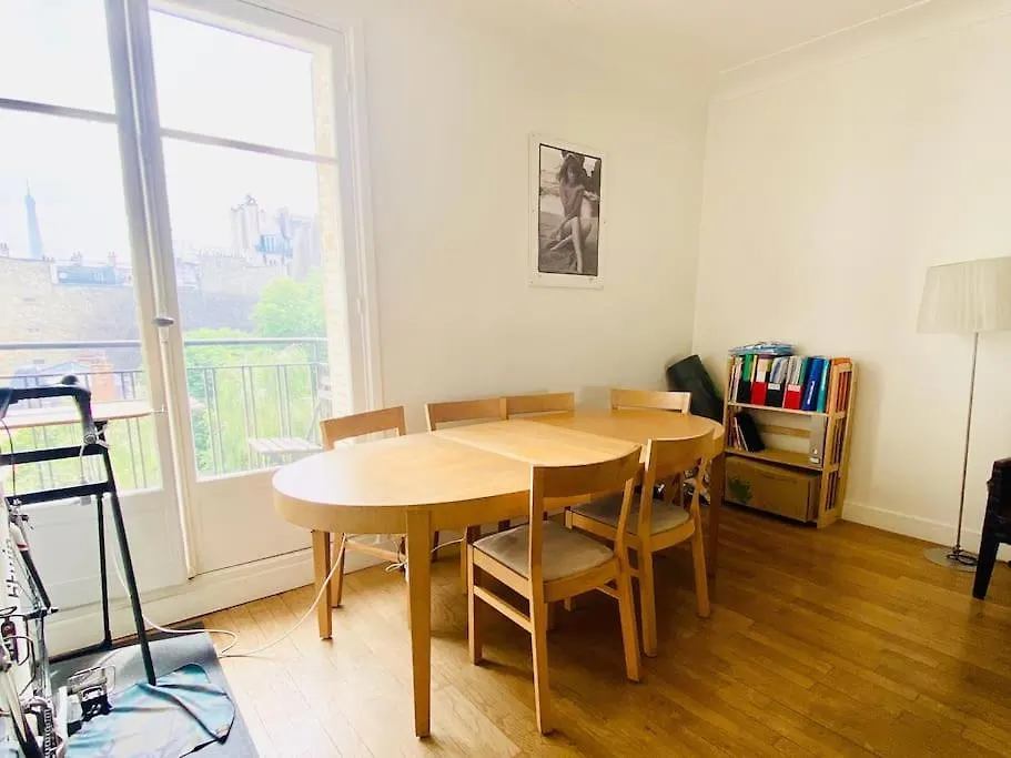The16 Tour Eiffel Trocadero - Amazing Vue Apartment Paris 0*,  France
